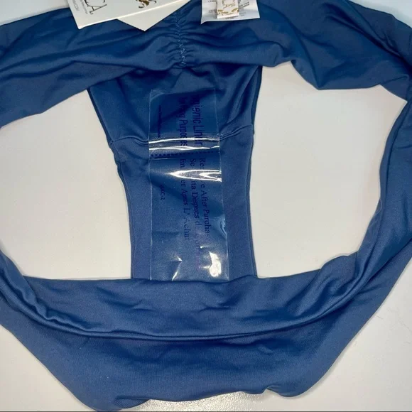 BECCA hipster shirred back bikini bottom 👙 - Picture 9 of 9